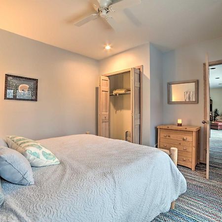 Resort-Style Harbor Springs Home With 2 Decks! Екстериор снимка
