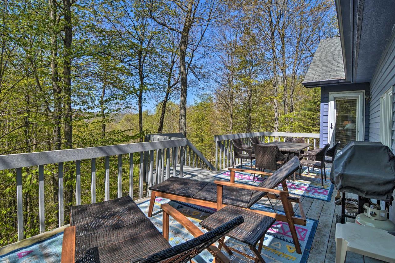 Resort-Style Harbor Springs Home With 2 Decks! Екстериор снимка